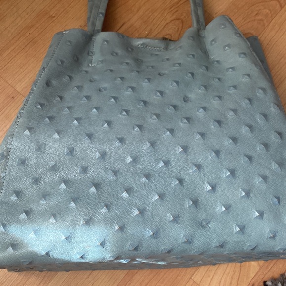 🎉HP🎉 Streets Ahead Charlotte Pyramid Stud Gray Leather Tote - Picture 2 of 15